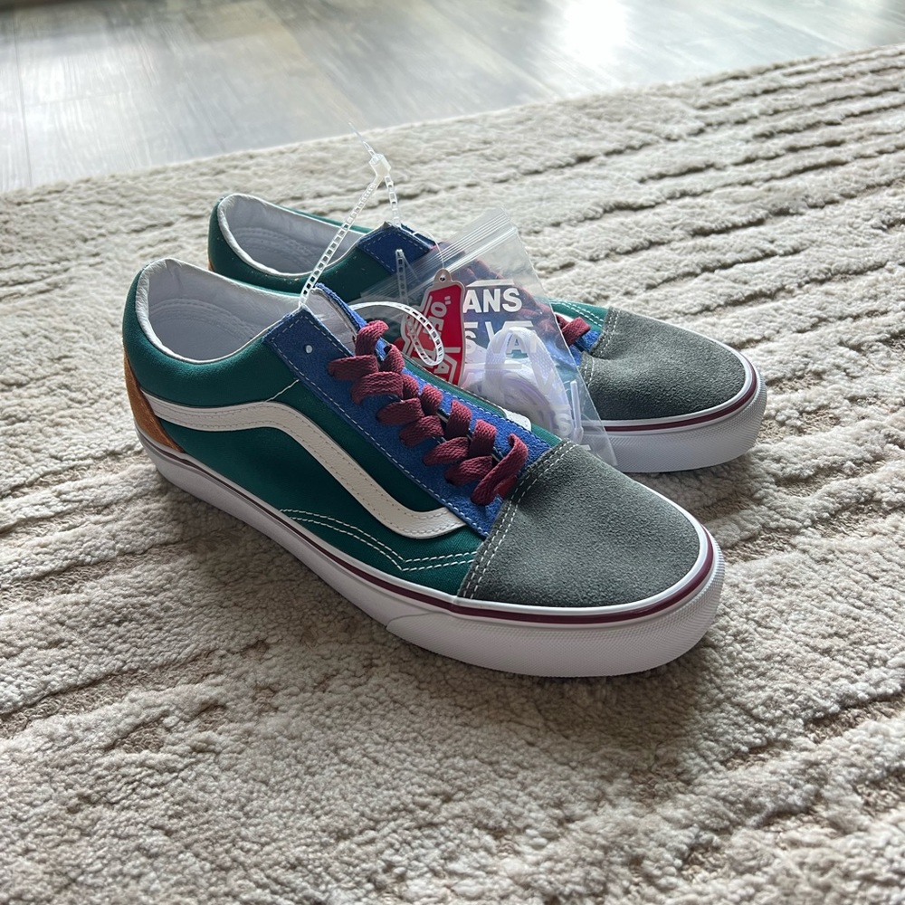 (Size 8 Mens) Vans Multicolored Sneakers (BRAND NEW + FREE SHIPPING)